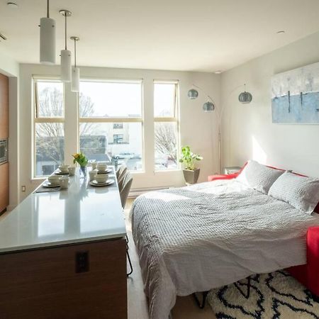 ויקטוריה Clean 3Rd Floor 1 Bedroom Apt In Old Town China Town מראה חיצוני תמונה